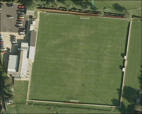 St James Park - the home of Brackley Town FC (aerial photograph  Bing Maps)