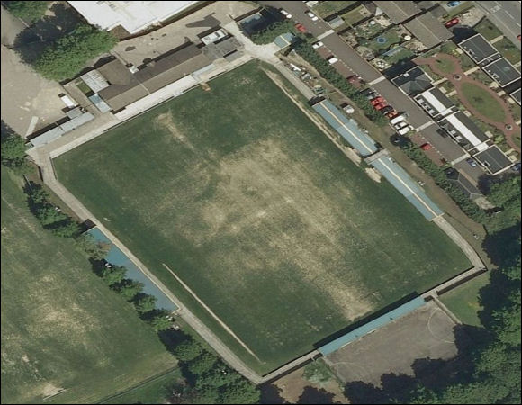 Cressing Road - the home of Braintree Town FC (aerial photograph  Bing Maps)
