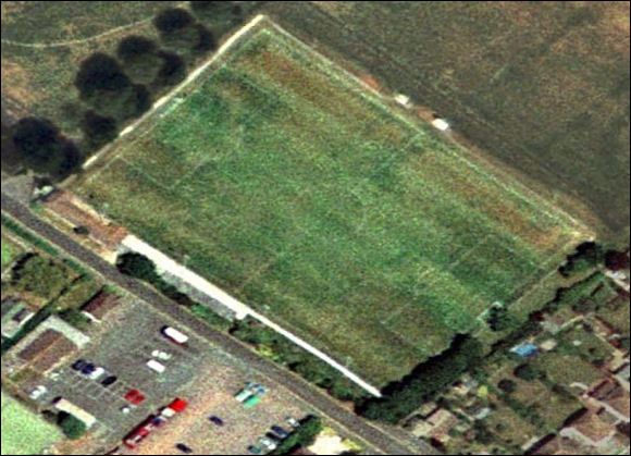 Sandy Lane - the home of Dawlish Town FC (aerial photograph  Bing Maps)