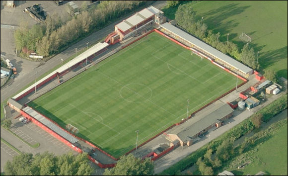 The New Manor Ground - the home of Ilkeston Town FC (aerial photograph  Bing Maps)