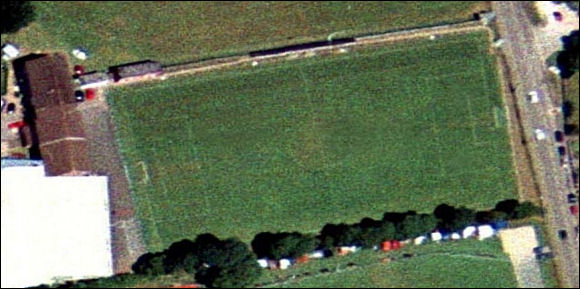 Lux Park - the home of Liskeard Athletic FC (aerial photograph  Bing Maps)